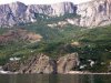 1376125021_turist-sorvalsya-s-90-metrovoiy-skaly-v-krymu.jpg