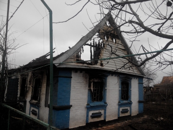пожар в Запорожской области. Сгоревший дом пожар в Запорожской области. Сгоревший дом