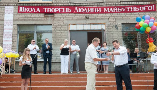 Буряк Владимир в школе №67 (Запорожье) Буряк Владимир в школе №67 (Запорожье)