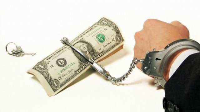 деньги в наручниках деньги в наручниках