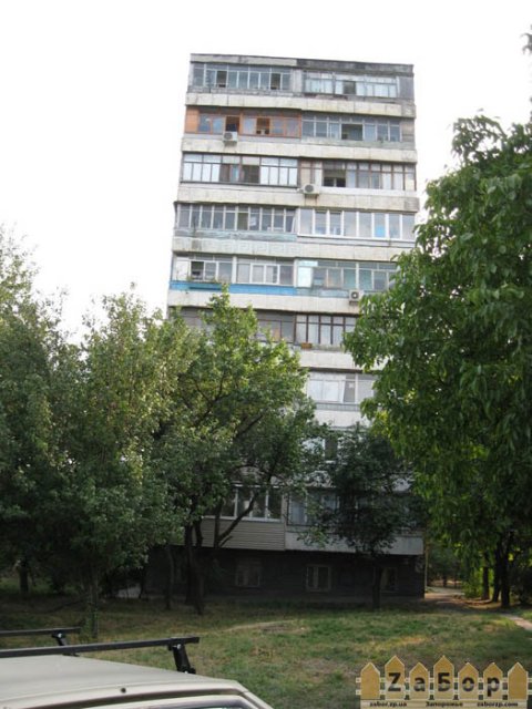 Дом по ул. Кремлевская, 65 в Запорожье Дом по ул. Кремлевская, 65 в Запорожье