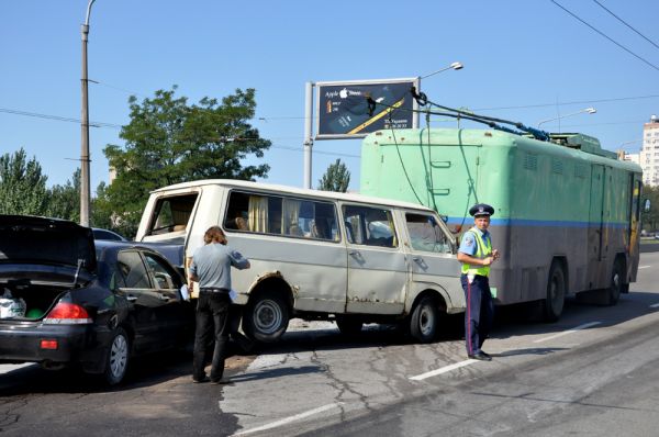 дтп на дамбе в Запорожье дтп на дамбе в Запорожье