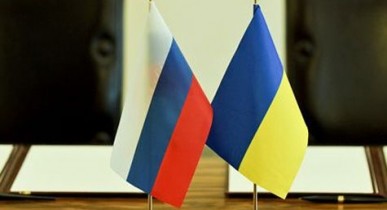флаги Украины и России флаги Украины и России