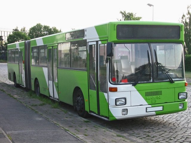автобус MAN