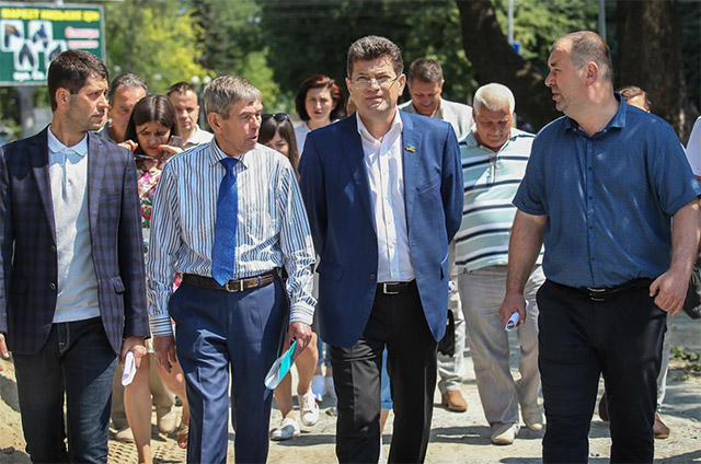 Мэр Буряк Владимир Мэр Буряк Владимир