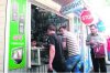 мобилки_киоск на рынке