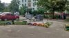 Мусорка ограждена сигнальными лентами