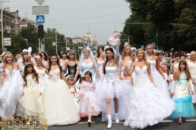 парад невест парад невест
