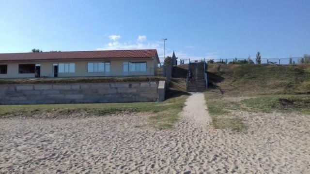 Пляж в Приморске. ДОУ "Волна" Пляж в Приморске. ДОУ "Волна"