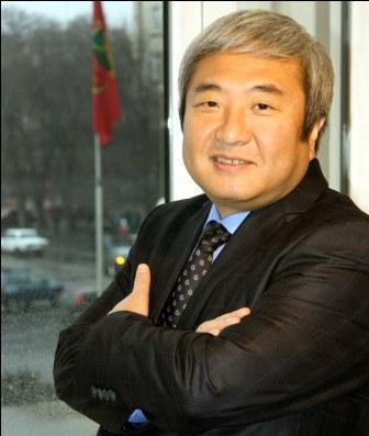 син_у окна_улыбается син_у окна_улыбается