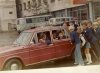 толкают авто ВАЗ дети