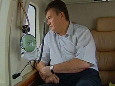 янукович в вертолете янукович в вертолете
