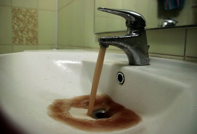вода ржавая вода ржавая