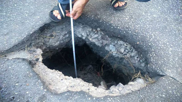 Яма на дороге. Запорожье Яма на дороге. Запорожье
